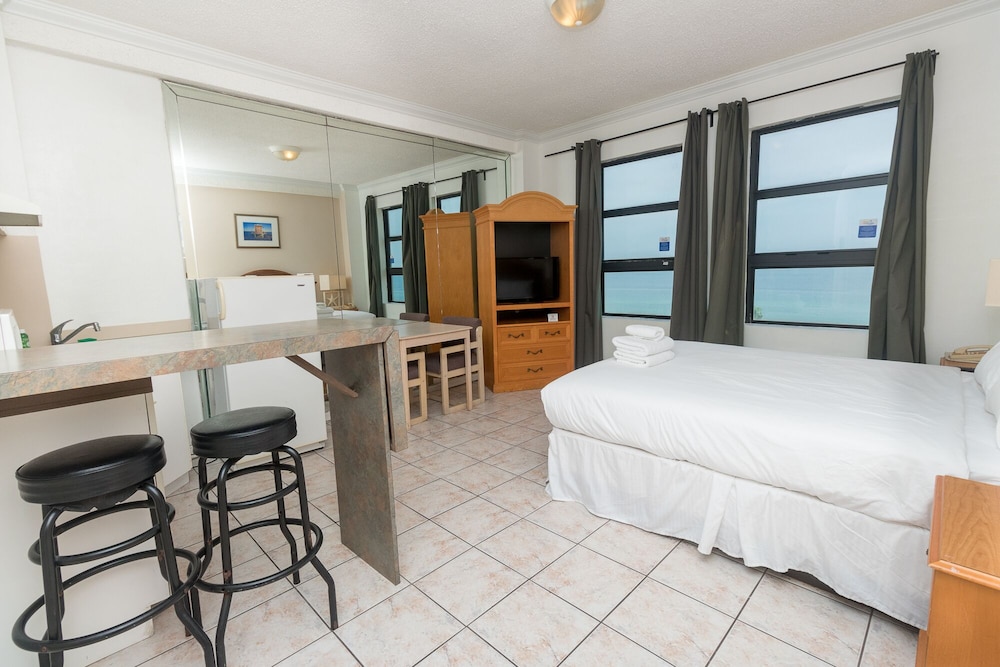 760 Ocean View Hollywood Beach view 4