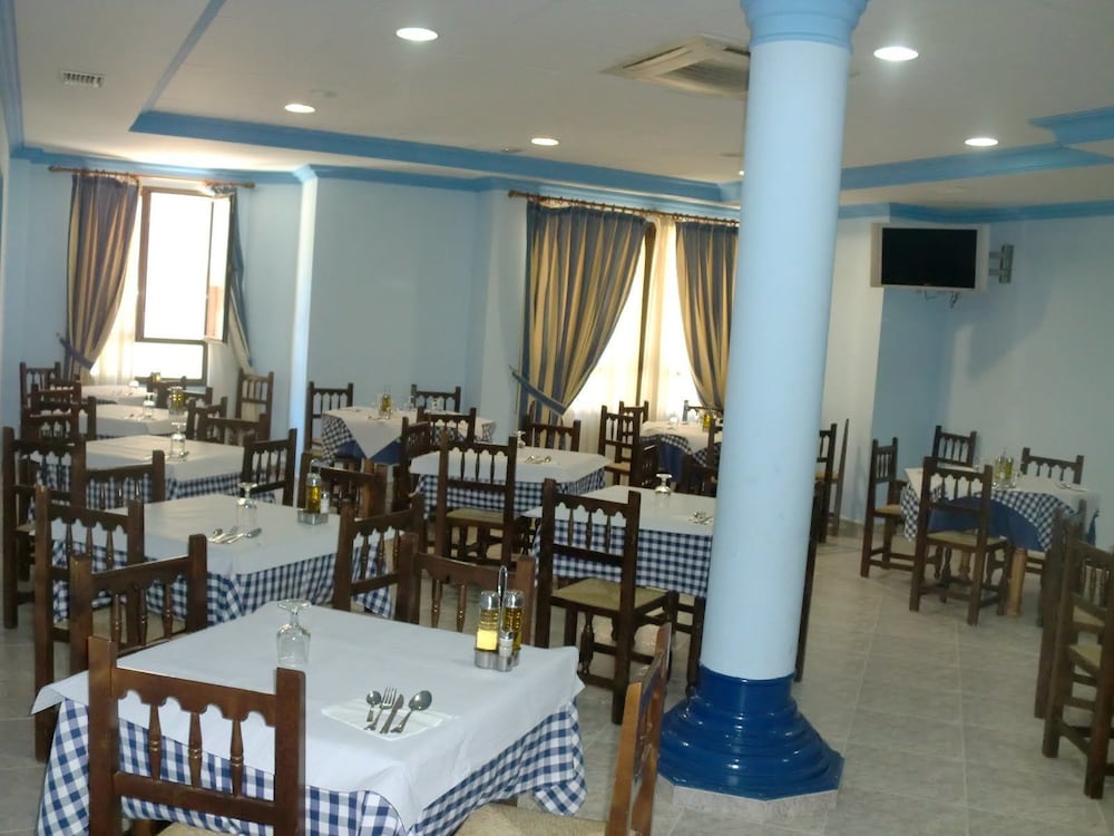 Hostal Vadillo view 3