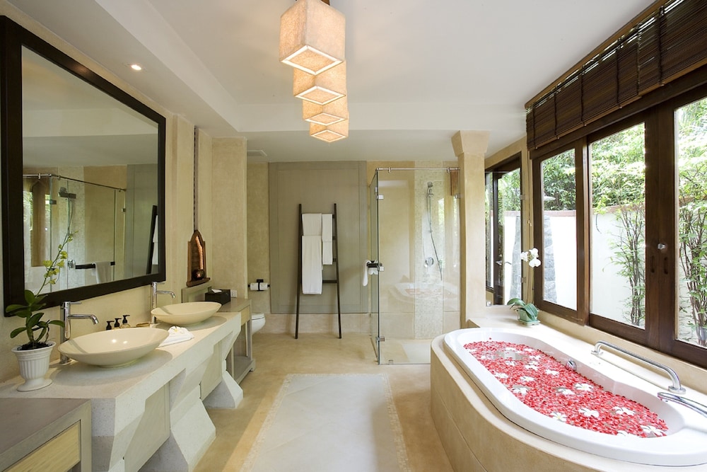 Melati Beach Resort & Spa 34