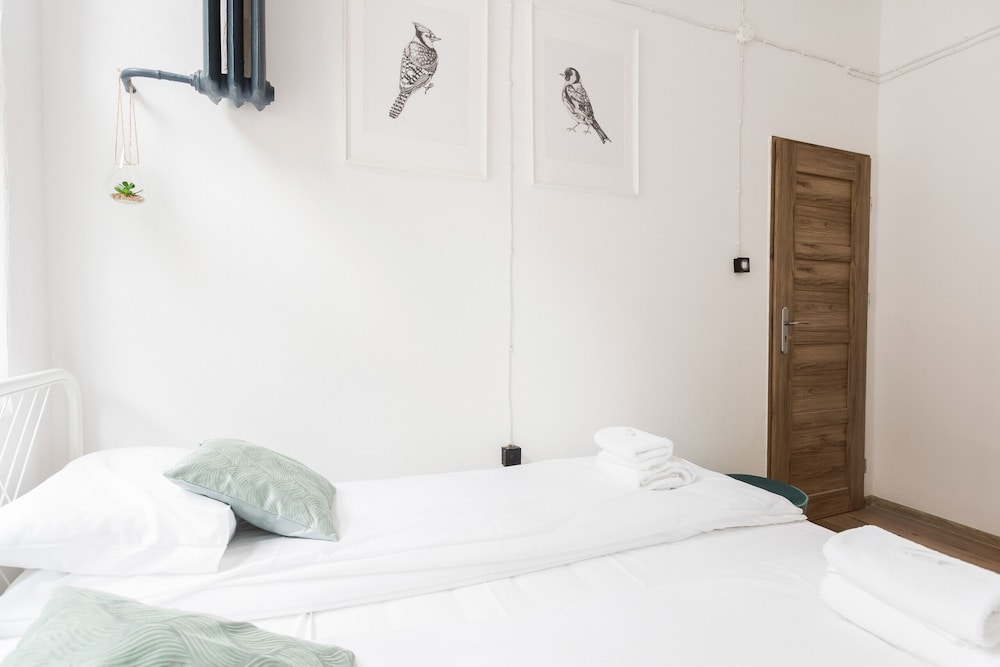 Old Town Apartment Slusarska view 4