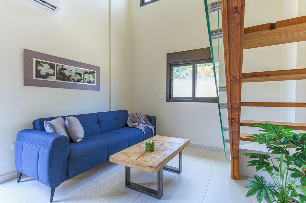 Sea Lofts-Kfar Abida Oceanfront Retreats