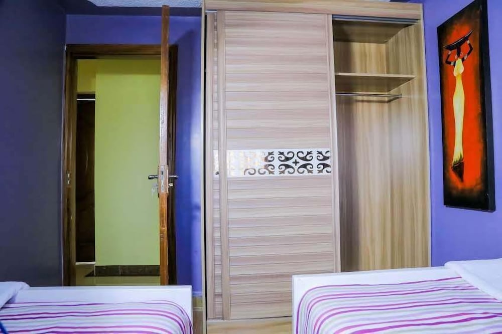 Link Palm Apartments view 5
