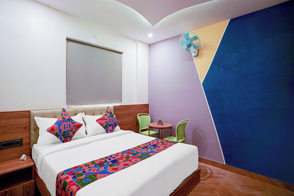 Fabhotel Sk Oak Suites