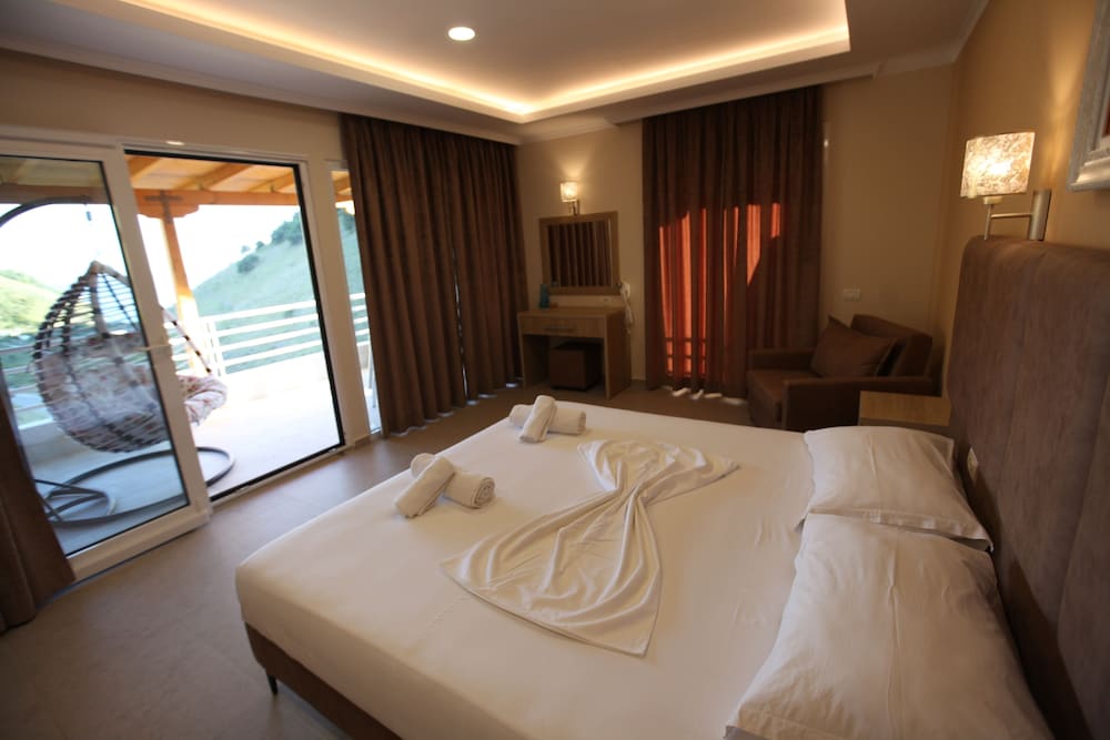 Karos Hotel Llaman