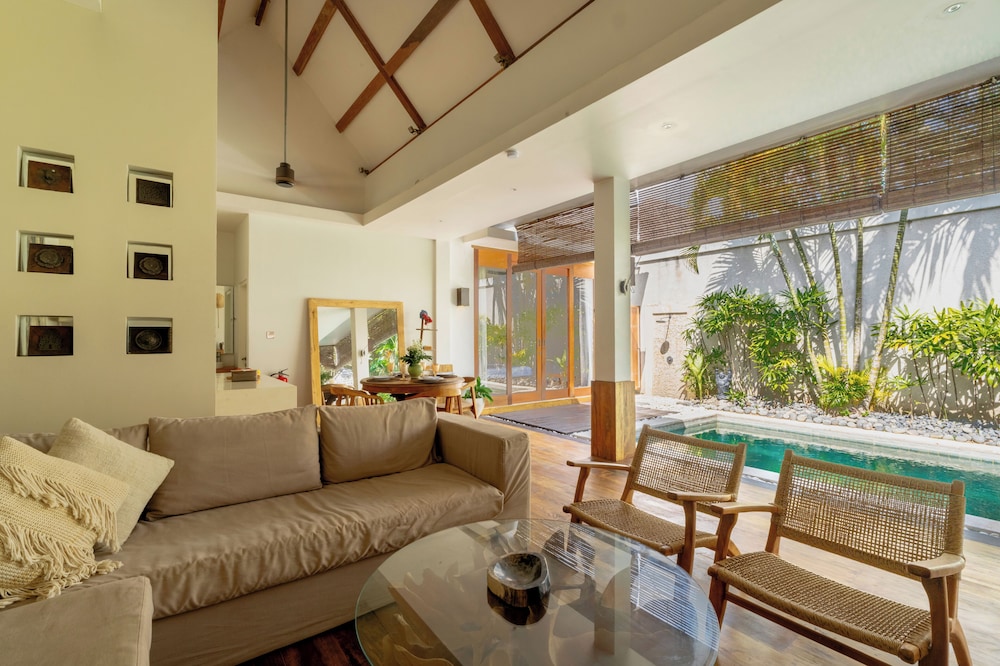 Villa Chloe by Pertama Management