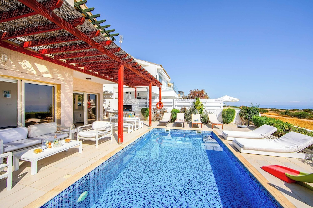 Protaras Artisan Seafront Villa 6