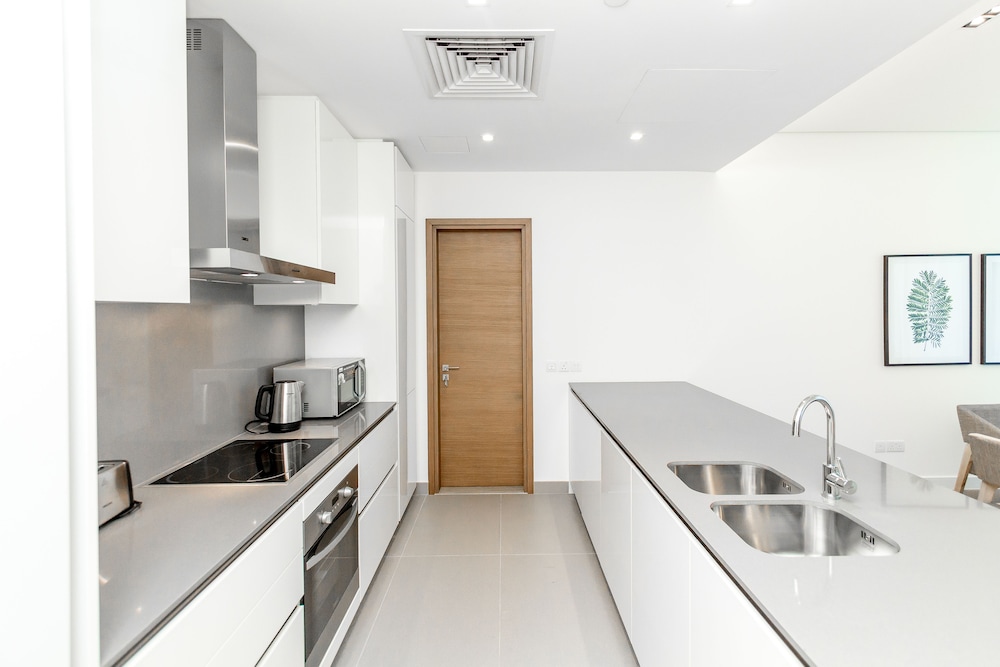 Driven Holiday Homes - City Walk 22