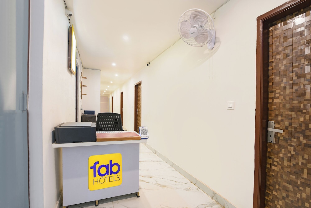 Fabhotel Scorpion Inn