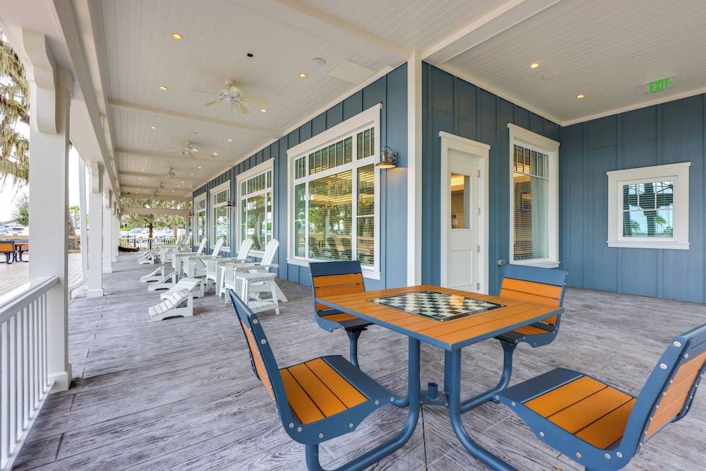 Golf Cart & Home Office: The Villages Retreat!