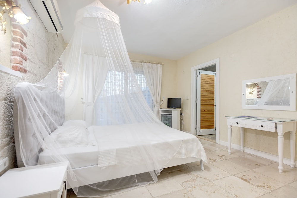 Alaroof Otel - Image 14