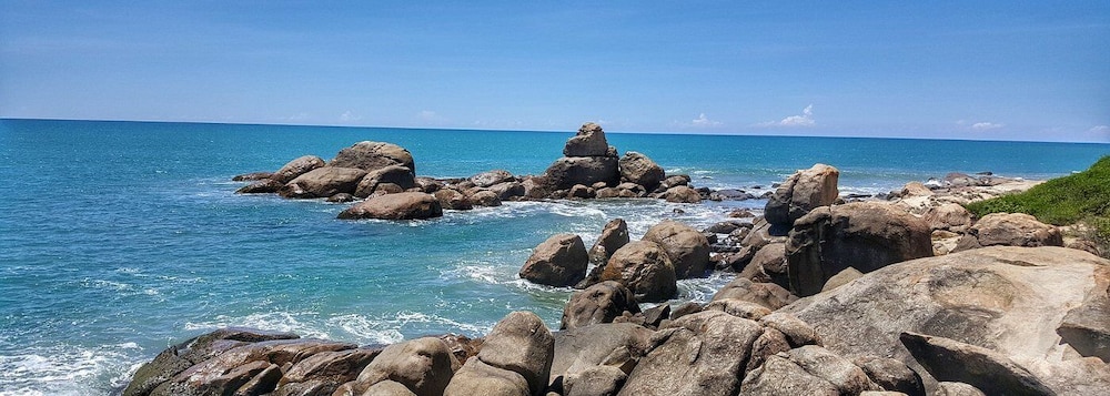 Lunora Beach Home