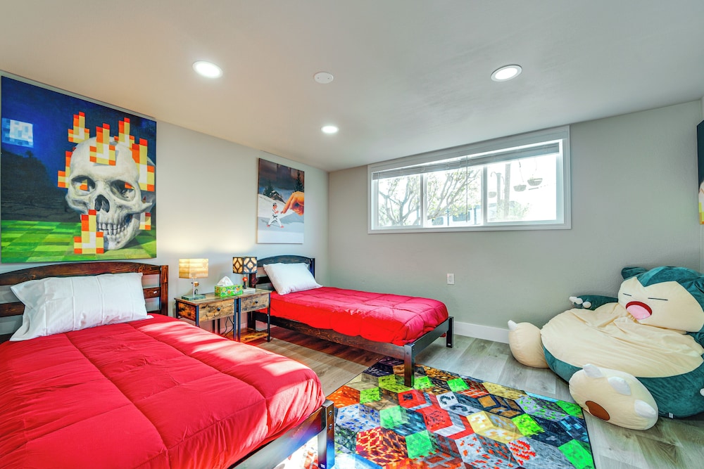 3 Mi to Dtwn: Family Home w/ Garden in Yakima