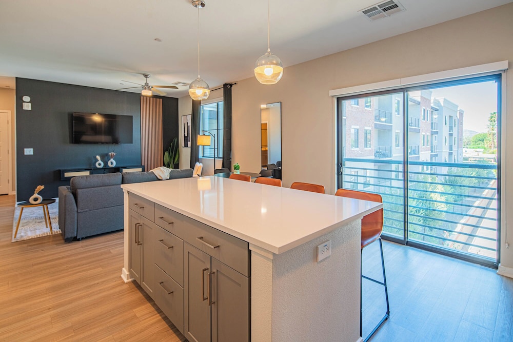 ROVE LIVING/KL - Alta North Central