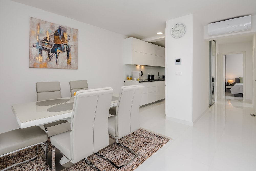 Apartments Gavran