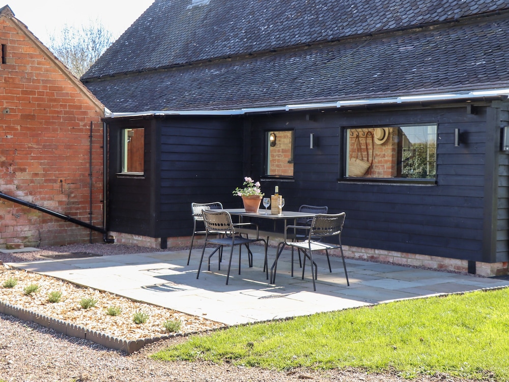 The Alms House West