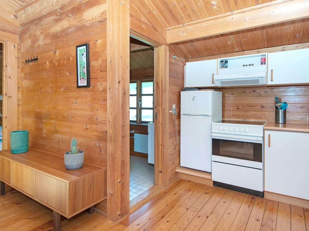 6 Person Holiday Home in Farvang
