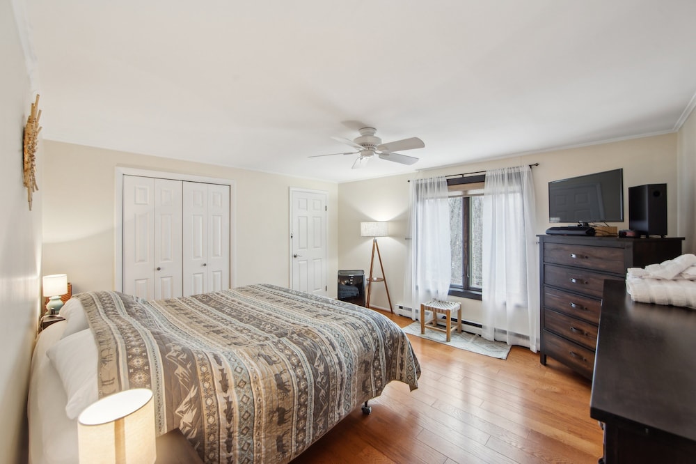 Wood Lot 28C - Retreat Near Recreation Center 2 Bedroom Townhouse by The Summit at Gore Mountain