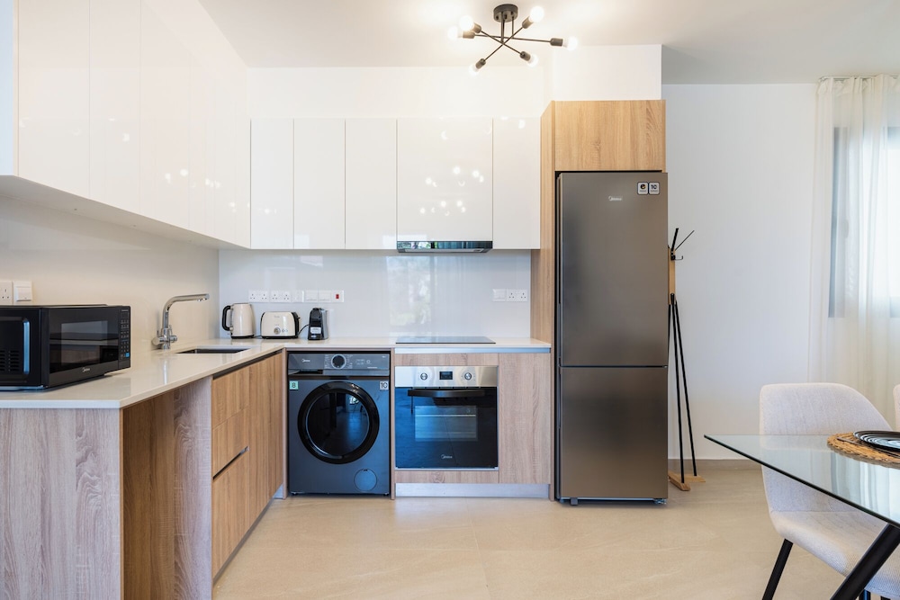 Jas Living Apts & Balconies in Larnaca