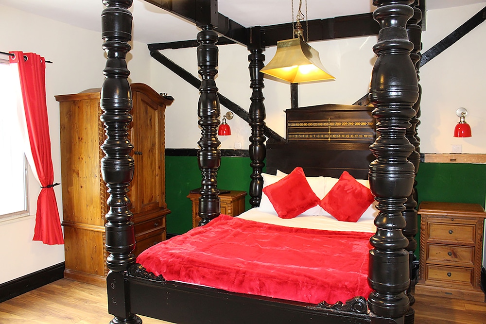 Old Hall House, NEC