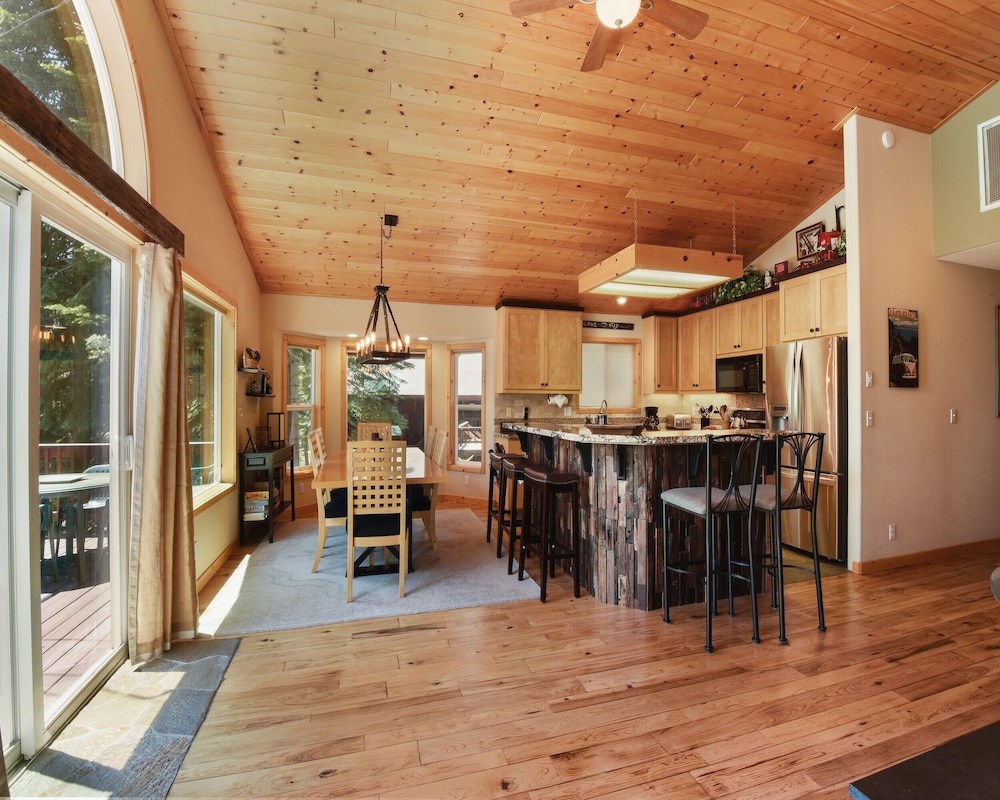 Lake Tahoe Vacations - Lux Leisure - Property Image 29
