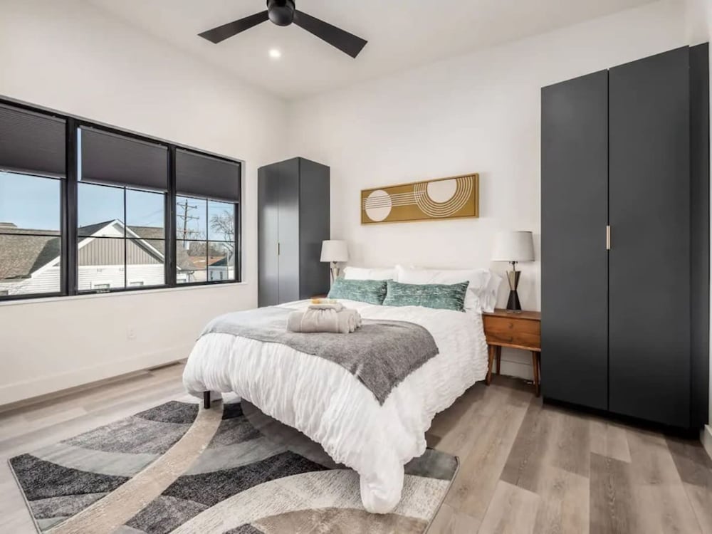 Stylish Getaway -columbus-3 Bedroom Masterpiece