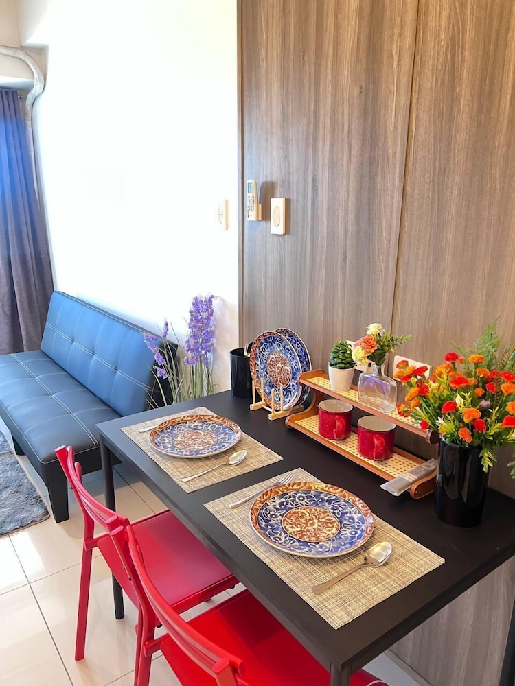 COAST RESIDENCES