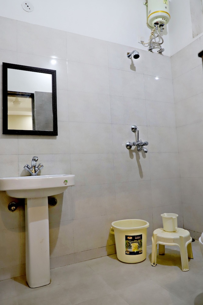 Exotika Express Resort
