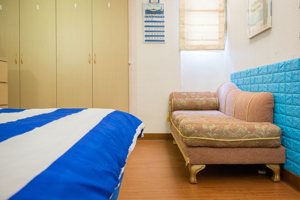 Cozy Room