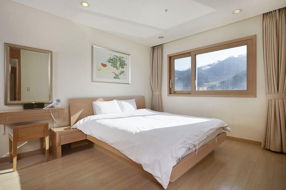 Oak Valley Resort 13