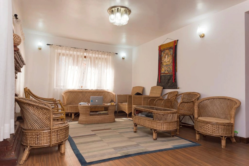Tembas House