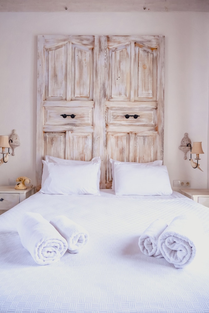 Bay C Otel - Image 41