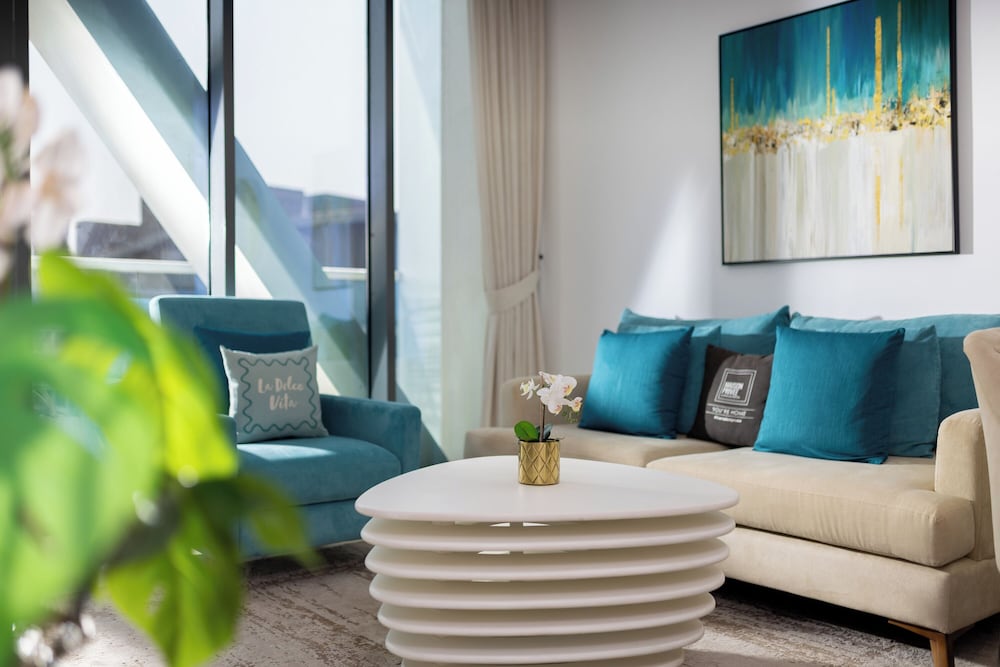 Maison Privee - Elegant Palm Retreat w/ Iconic Sea and Marina Vws