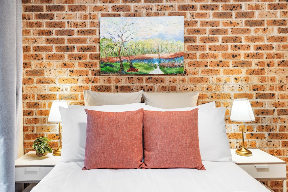 StayAU Cozy 3BR Suburban Ingleburn