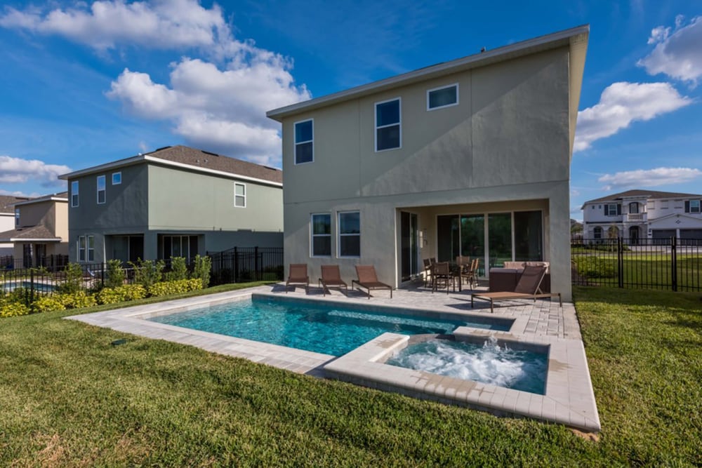 Diamond Villa view 4