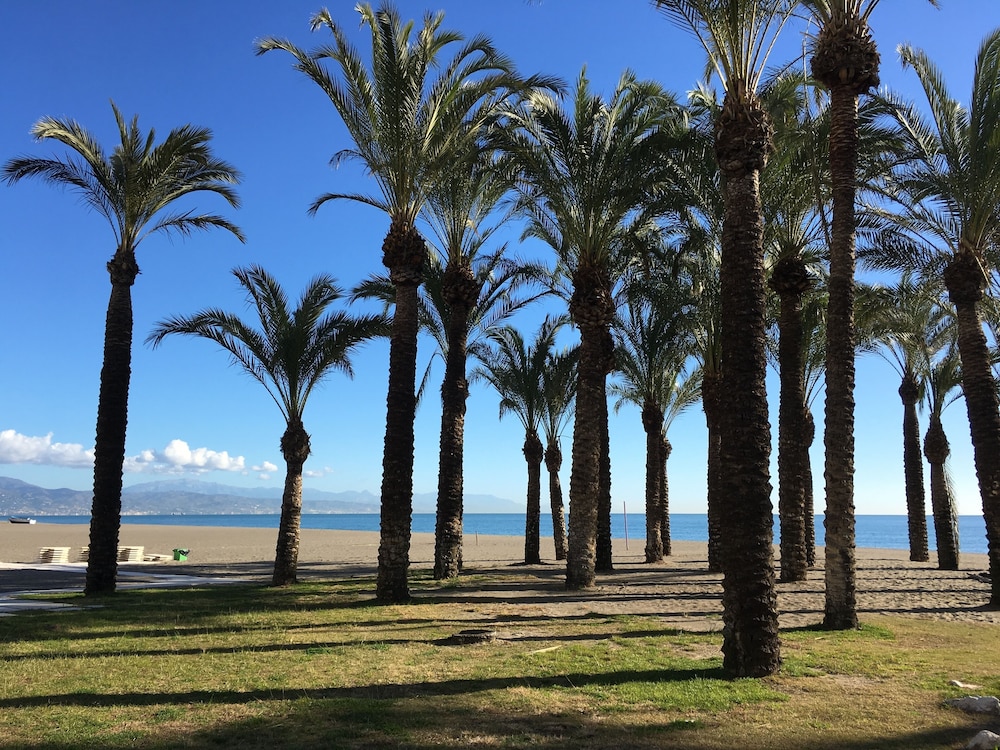 Playamar - Exclusive Beach Apartment With Pool, Tennis and Wifi photo 2