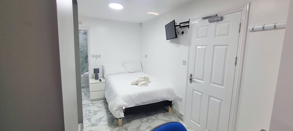 Kunda House Croydon view 2