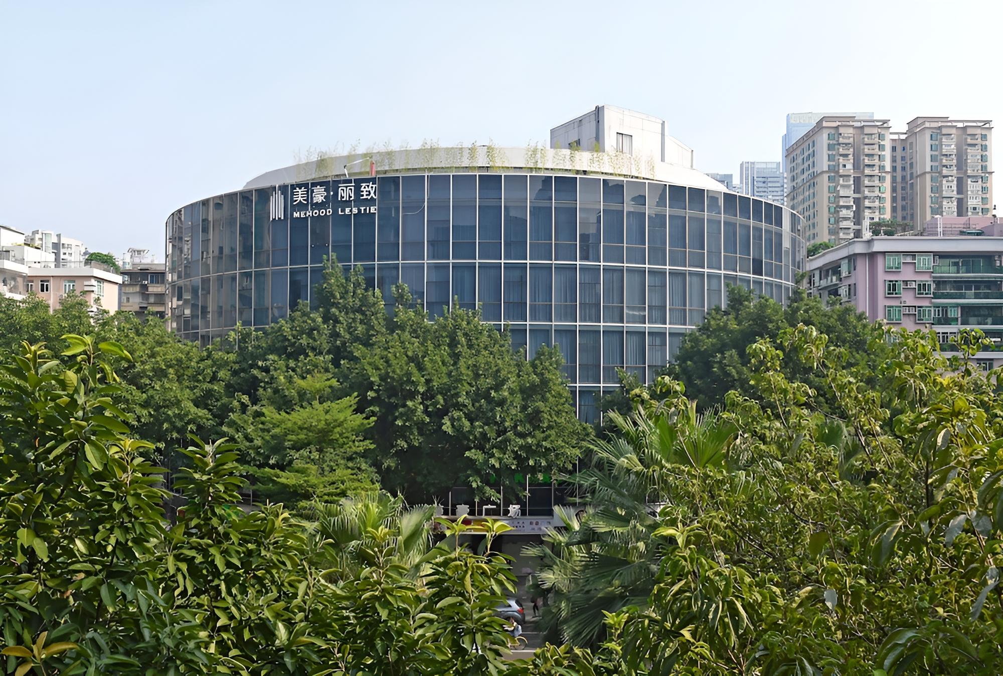 MEHOOD LESTIE HOTEL