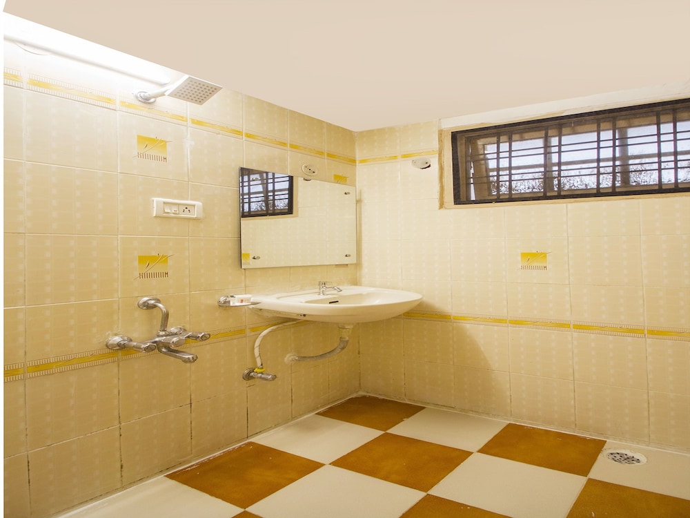 Hyderabad Vacations - OYO 11400 Hotel Garden View Inn - Property Image 6