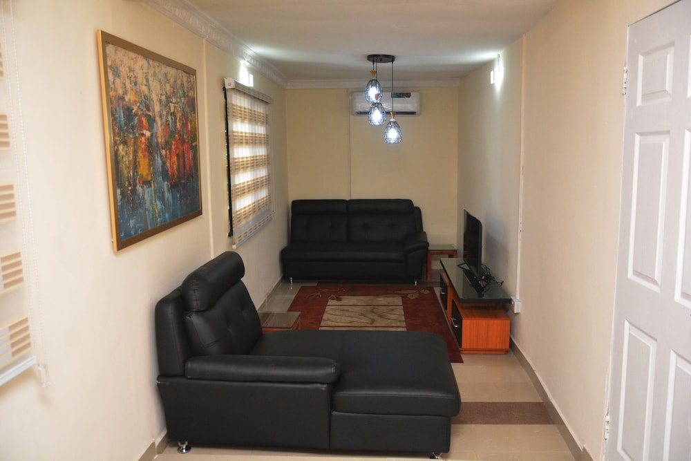 Flat 7 a and b