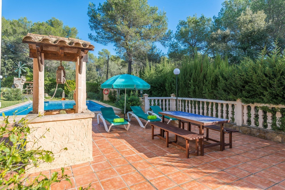 Els Pins - Villa With Private Pool In Crestatx