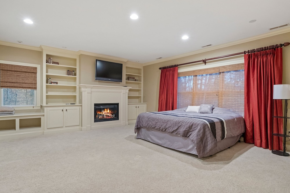 Massive Home w Sauna Pools Hot Tub Fireplaces