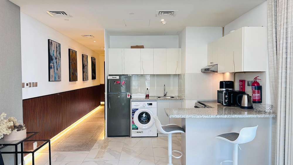 Premium 2 Bed Millennium Apartment