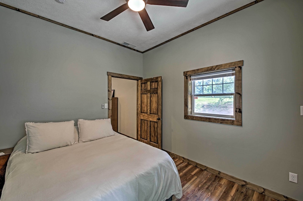 Bloomington Vacations - Camp Monroe in Bloomington w/ Deck  Views! - Property Image 2