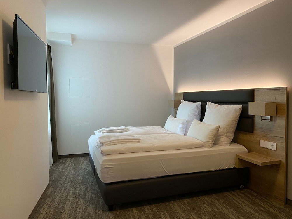 Hotel Wittelsbacher Hof - Property Image 12