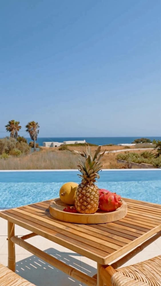 Seadream Villa