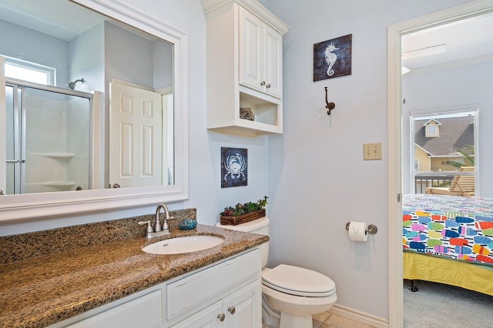 Happy Hours 4 Bedroom Home