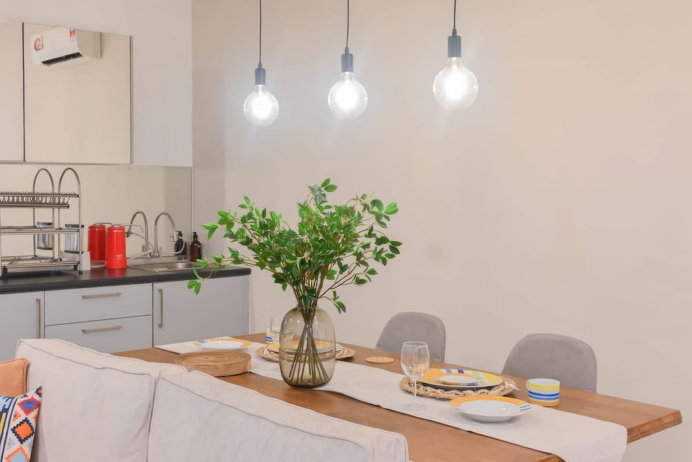 Luxstay Atria Sofo Suites Apartments