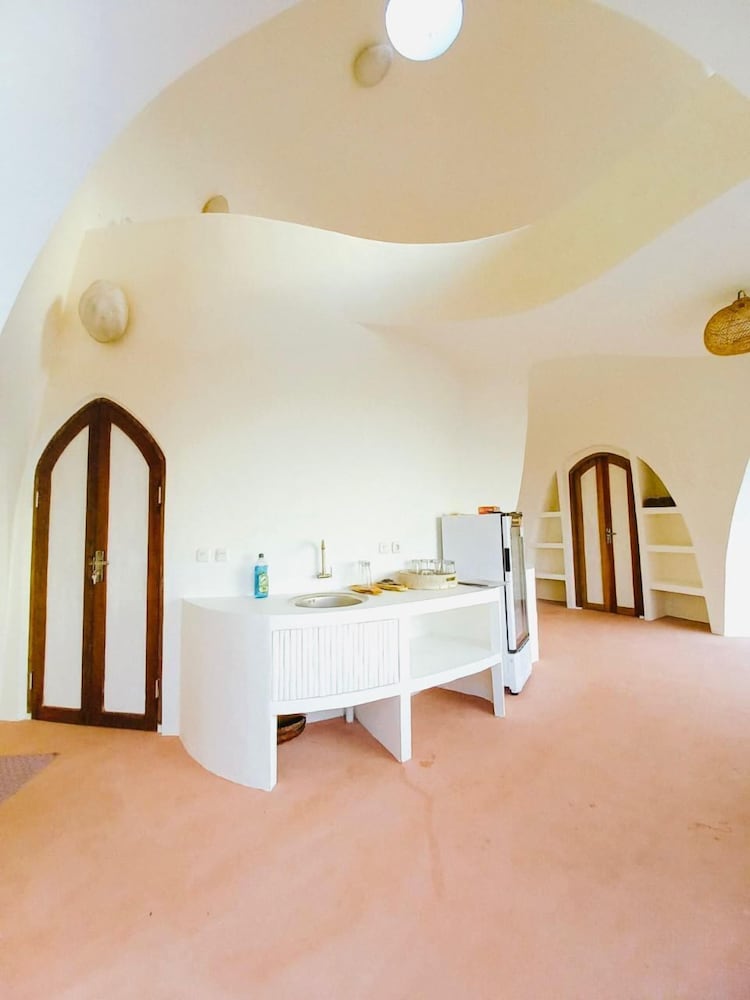 Mentigibay Dome Villa Lombok
