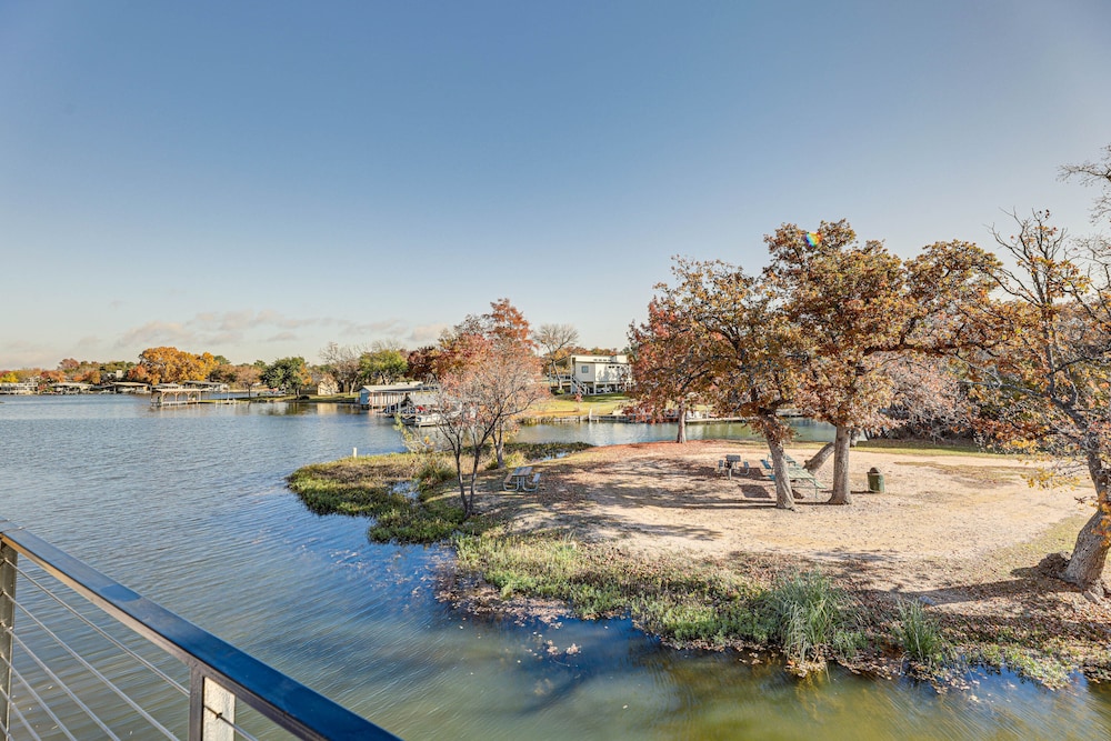 Marble Falls Vacations - Pet-friendly Lake LBJ Retreat w/ Deck Hot Tub! - Property Image 14