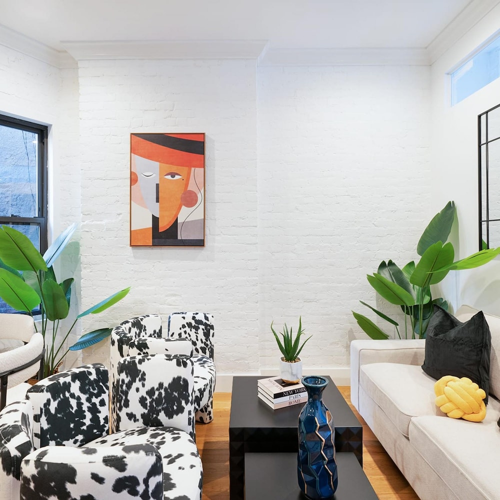 1288-5fs New Renovated 2 Bedrooms in UES